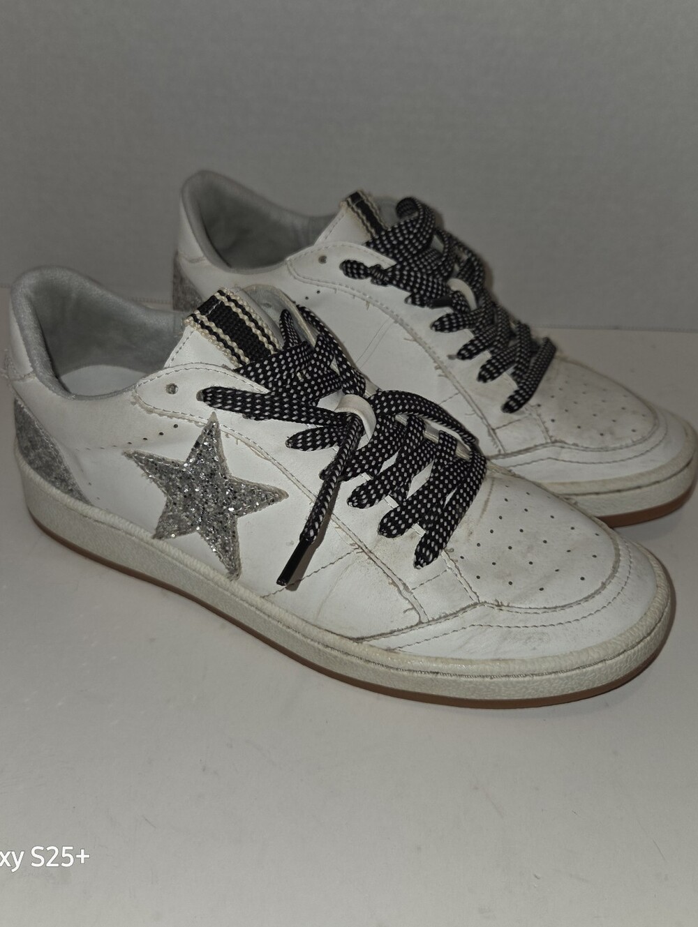 Shu Shop Paz Glitter Star Sneaker Size 6 White The Buckle
